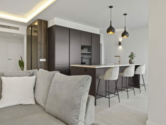 For sale 🌟 Turneky 3B Apartment with Sunny Terrace – Benahavís 🌿