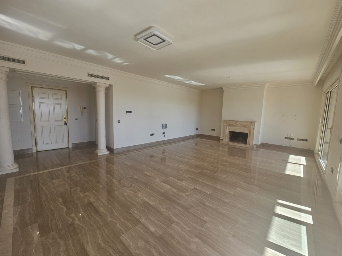 For sale 3B Penthouse 📍 Condado de Sierra Blanca, Marbella 🏡