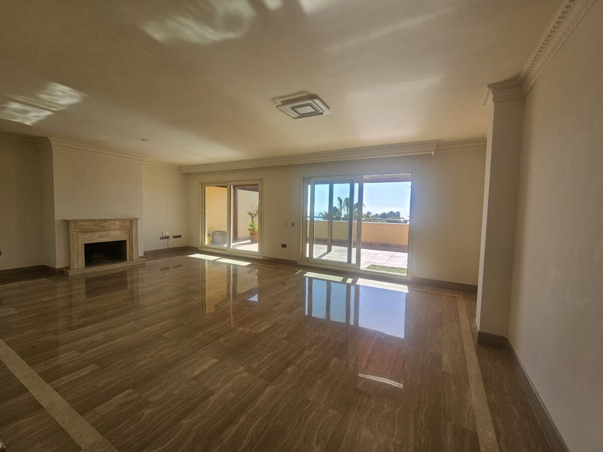 For sale 3B Penthouse 📍 Condado de Sierra Blanca, Marbella 🏡