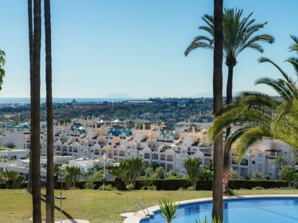 🌟 Luxury 3B Turney Apartment – Las Lomas del Marbella Club, Marbella 🌴