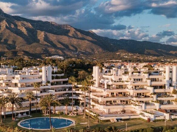 🌟 Luxury 3B Turney Apartment – Las Lomas del Marbella Club, Marbella 🌴