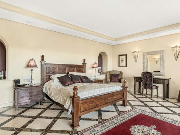 🏡 Mediterranean Villa – For Sale, Nueva Andalucía, Marbella ✨