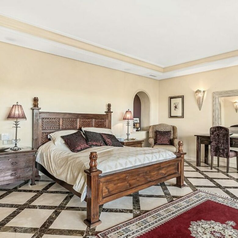 🏡 Mediterranean Villa – For Sale, Nueva Andalucía, Marbella ✨