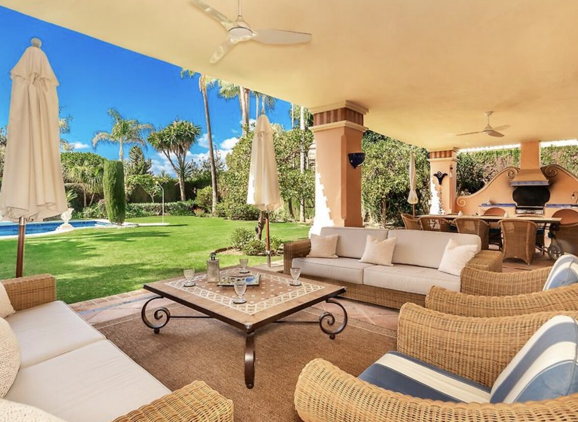 🏡 Mediterranean Villa – For Sale, Nueva Andalucía, Marbella ✨