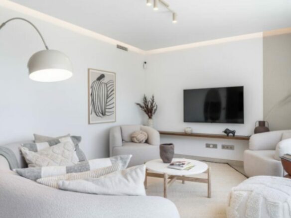 Modern Turnkey 3B Duplex Penthouse – La Quinta, Benahavís 🌿