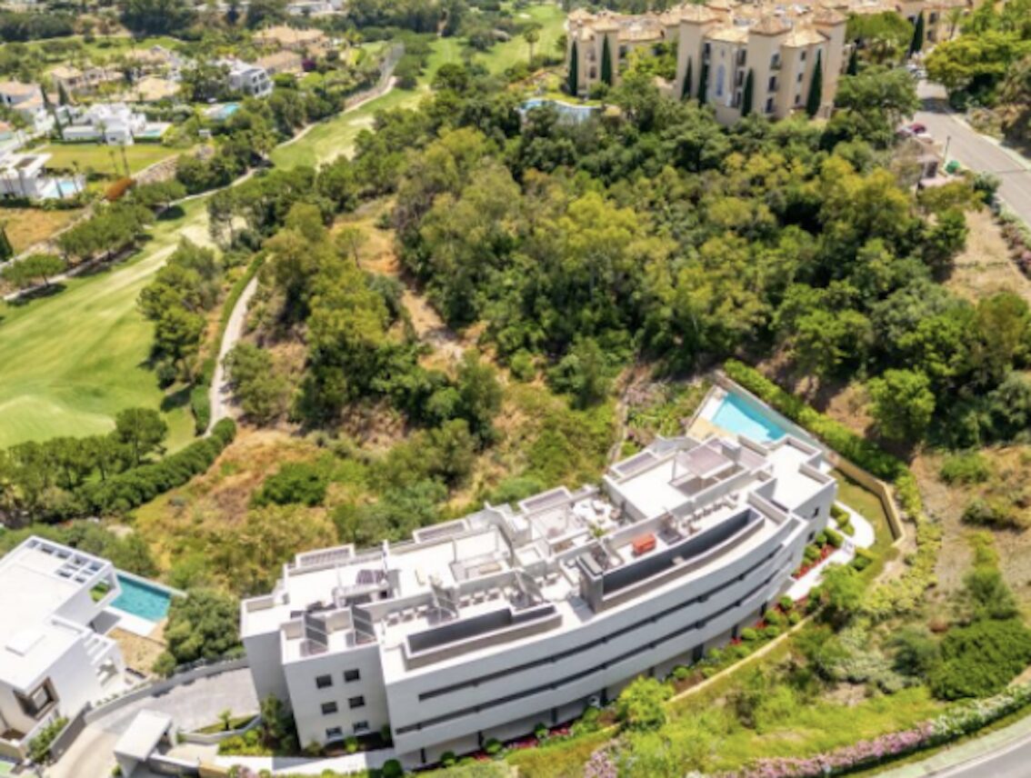 modern-turnkey-3b-duplex-penthouse-la-quinta-benahavis- 2025-10-26 at 12.15.16 Modern Turnkey 3B Duplex Penthouse – La Quinta, Benahavís 🌿
