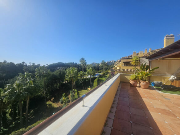 For sale 3B Penthouse 📍 Condado de Sierra Blanca, Marbella 🏡