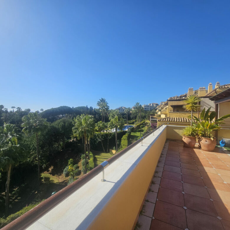 For sale 3B Penthouse 📍 Condado de Sierra Blanca, Marbella 🏡