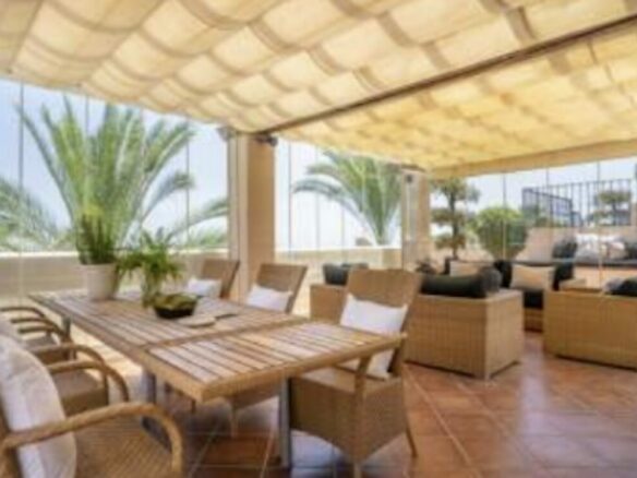 🏝️ Stunning Duplex Penthouse with Private Heated Pool – El Paraíso Hills, Estepona East 🌴