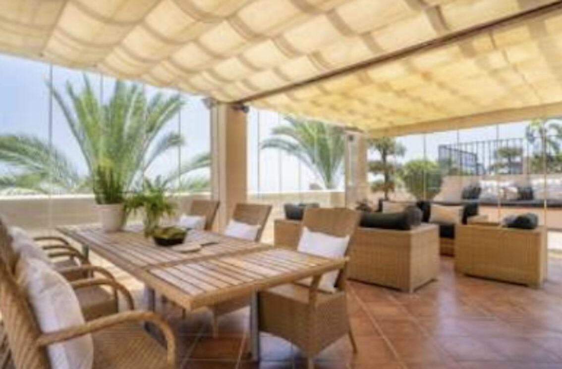 🏝️ Stunning Duplex Penthouse with Private Heated Pool – El Paraíso Hills, Estepona East 🌴
