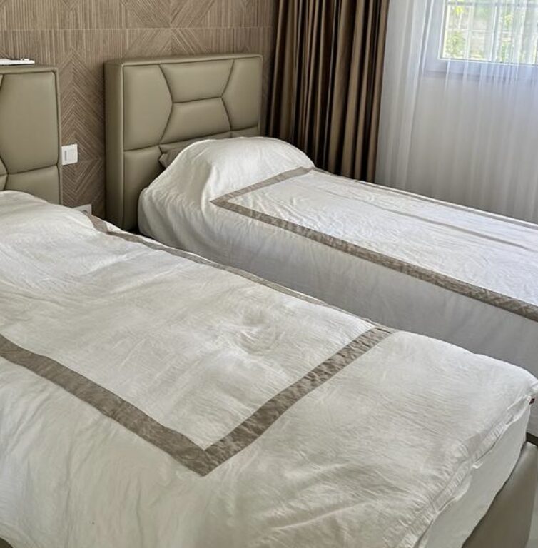 🌴 Turnkey Apartment Near Puente Romano Hotel – Marbella Golden Mile 🏖️