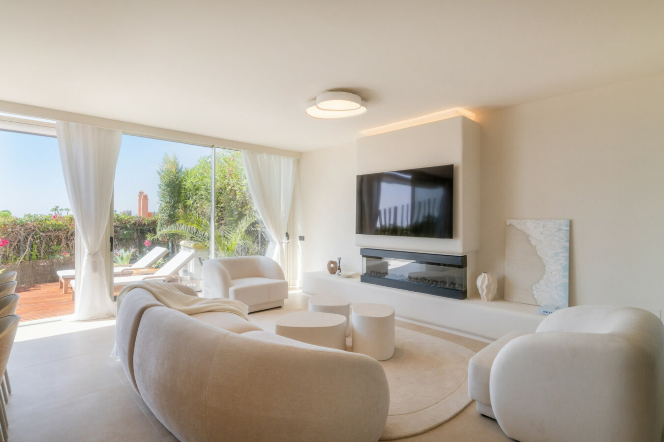 1e383bca-3364-4419-8941-29ba541f11f9 🏡 For Sale: Les Belvederes, Nueva Andalucía – Marbella 🌴☀️ 3 Bed 🛏️ | 3 Bath 🛁 | Fully Renovated ✨