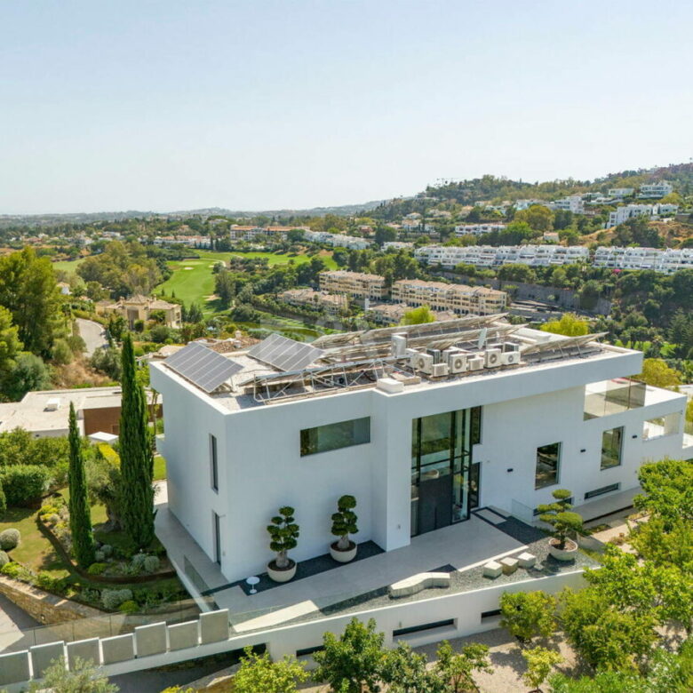 For sale –  Contemporary Villa  in Vega Colorado – Panoramic Sea & Mountain Views 🇪🇸