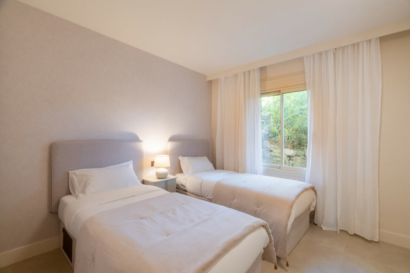 9d6d1286-e6f5-4658-99c8-e465638b9914 🏡 For Sale: Les Belvederes, Nueva Andalucía – Marbella 🌴☀️ 3 Bed 🛏️ | 3 Bath 🛁 | Fully Renovated ✨