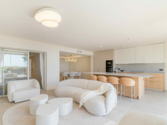🏡 For Sale: Les Belvederes, Nueva Andalucía – Marbella 🌴☀️ 3 Bed 🛏️ | 3 Bath 🛁 | Fully Renovated ✨