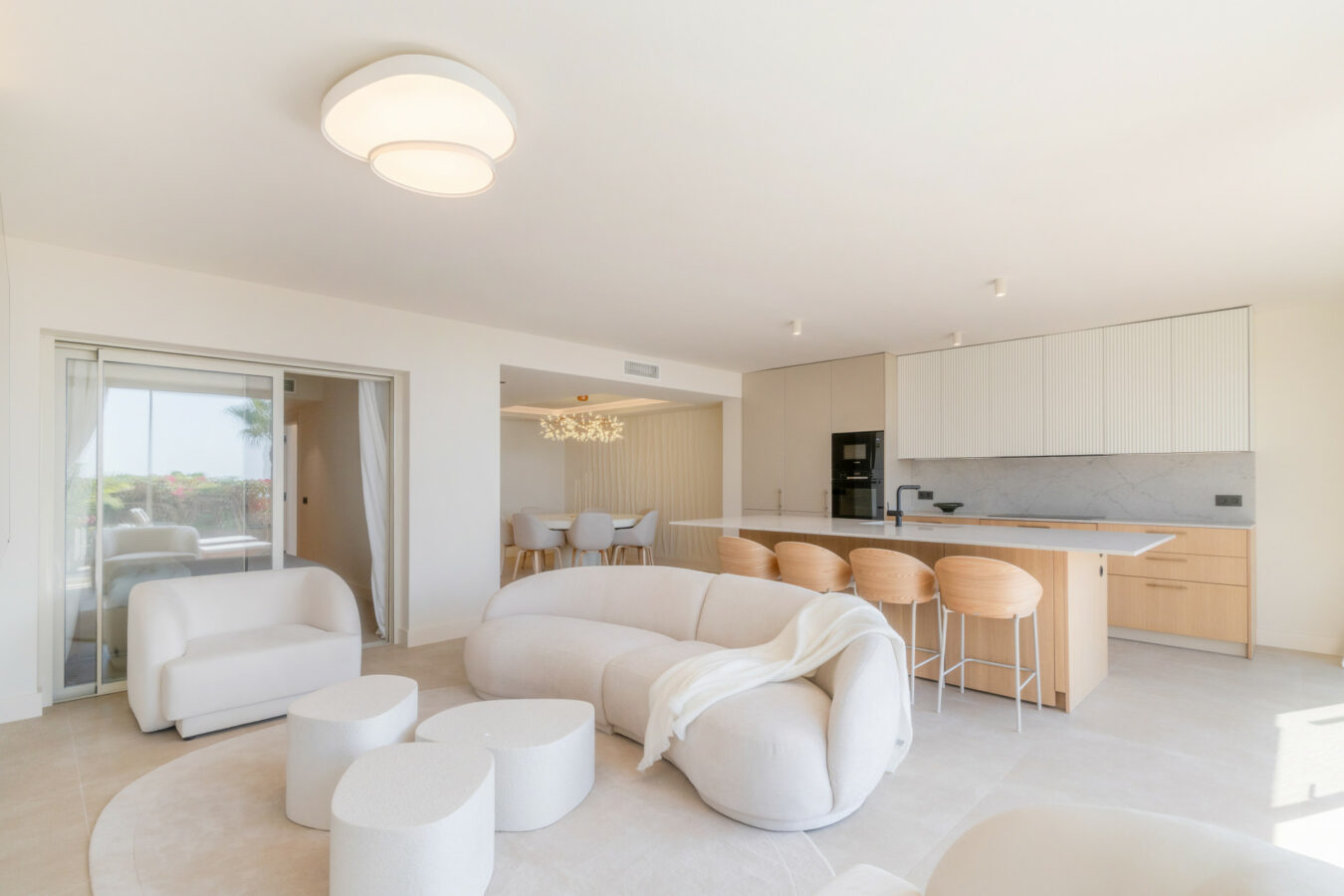 9ddcfdde-12c6-4cbb-84f4-d1525448a9b8 🏡 For Sale: Les Belvederes, Nueva Andalucía – Marbella 🌴☀️ 3 Bed 🛏️ | 3 Bath 🛁 | Fully Renovated ✨