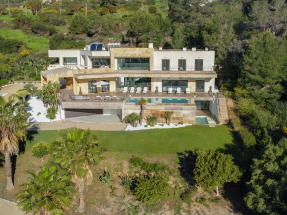 For Sale: Sotogrande Luxurious Sea View Mansion with Stunning Scenery 🌊🏡