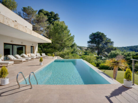 For Sale: Sotogrande Luxurious Sea View Mansion with Stunning Scenery 🌊🏡