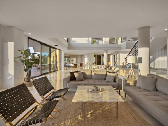 For Sale: Sotogrande Luxurious Sea View Mansion with Stunning Scenery 🌊🏡