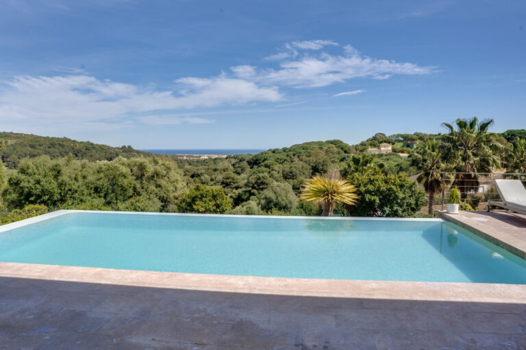 For Sale: Sotogrande Luxurious Sea View Mansion with Stunning Scenery 🌊🏡
