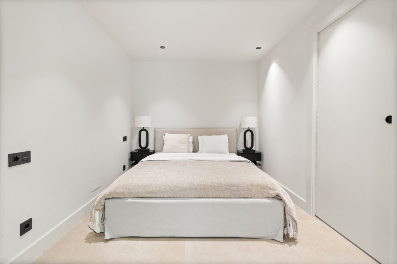 bf63c4a8-2fc8-4414-aaf5-a1b53eb84f17 🏡 For Sale: Les Belvederes, Nueva Andalucía – Marbella 🌴☀️ 3 Bed 🛏️ | 3 Bath 🛁 | Fully Renovated ✨