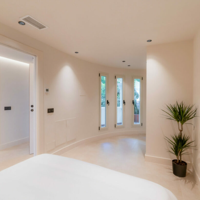 🏡 For Sale: Les Belvederes, Nueva Andalucía – Marbella 🌴☀️ 3 Bed 🛏️ | 3 Bath 🛁 | Fully Renovated ✨
