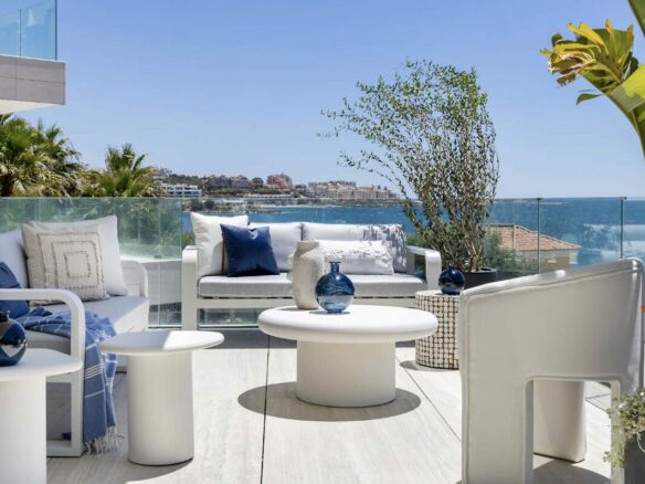 For sale 🏖️ A Brand-New Beachfront Development in Estepona 🇪🇸☀️