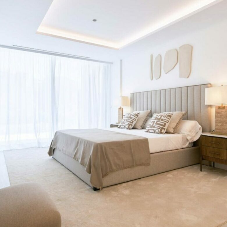 For sale 🏖️ A Brand-New Beachfront Development in Estepona 🇪🇸☀️