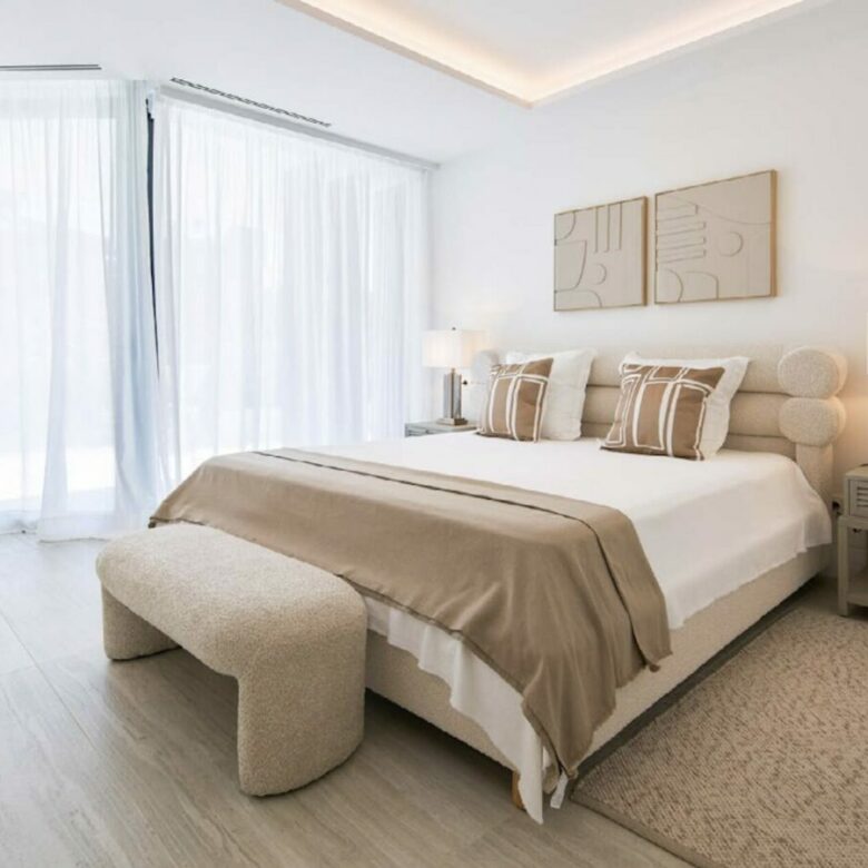 For sale 🏖️ A Brand-New Beachfront Development in Estepona 🇪🇸☀️