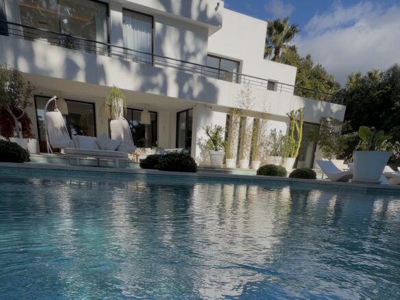🇪🇸 FOR SALE – Incredible Frontline Golf Modern Villa, Las Brisas, Nueva Andalucía, Marbella