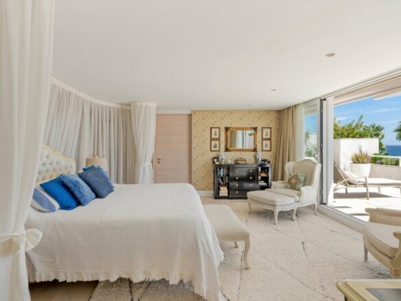 FOR SALE — PANORAMIC SEAVIEW DUPLEX 3-BED PENTHOUSE · LOS GRANADOS · PUERTO BANÚS · MARBELLA 🇪🇸