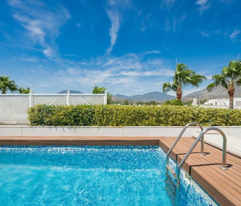 FOR SALE — PANORAMIC SEAVIEW DUPLEX 3-BED PENTHOUSE · LOS GRANADOS · PUERTO BANÚS · MARBELLA 🇪🇸