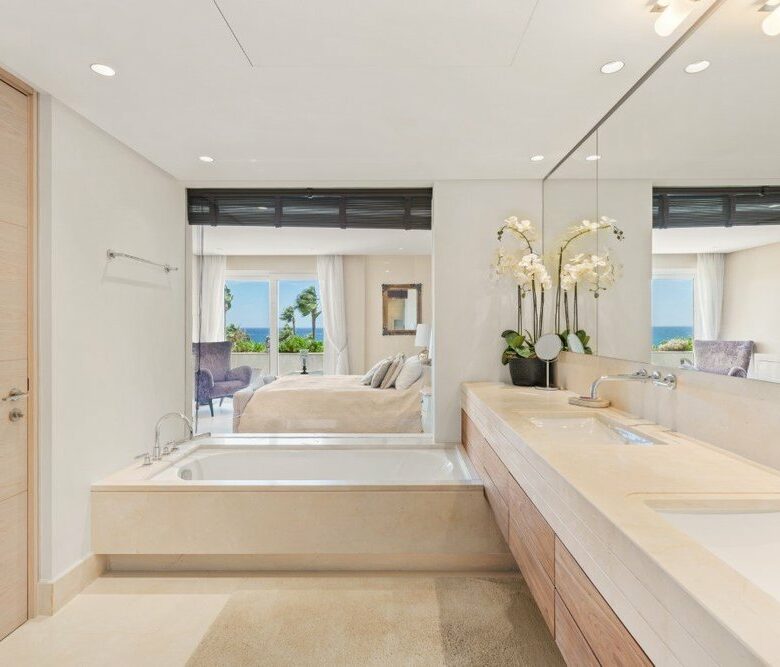 FOR SALE — PANORAMIC SEAVIEW DUPLEX 3-BED PENTHOUSE · LOS GRANADOS · PUERTO BANÚS · MARBELLA 🇪🇸
