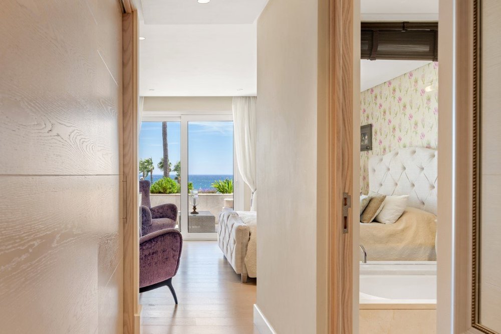 FOR SALE — PANORAMIC SEAVIEW DUPLEX 3-BED PENTHOUSE · LOS GRANADOS · PUERTO BANÚS · MARBELLA 🇪🇸