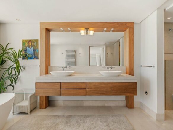 FOR SALE — PANORAMIC SEAVIEW DUPLEX 3-BED PENTHOUSE · LOS GRANADOS · PUERTO BANÚS · MARBELLA 🇪🇸