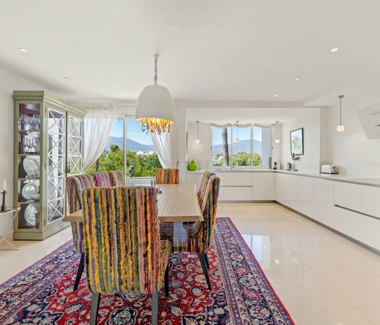 FOR SALE — PANORAMIC SEAVIEW DUPLEX 3-BED PENTHOUSE · LOS GRANADOS · PUERTO BANÚS · MARBELLA 🇪🇸