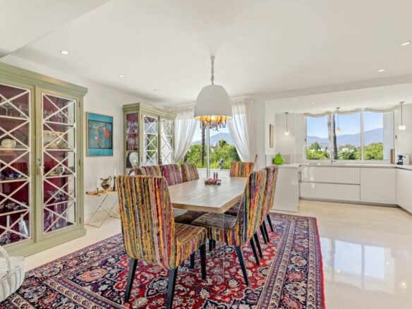 FOR SALE — PANORAMIC SEAVIEW DUPLEX 3-BED PENTHOUSE · LOS GRANADOS · PUERTO BANÚS · MARBELLA 🇪🇸