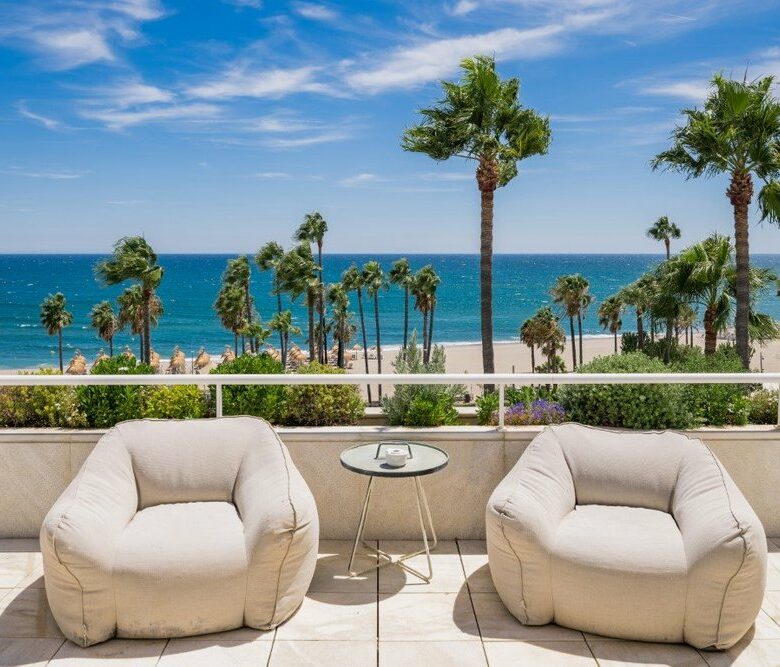 FOR SALE — PANORAMIC SEAVIEW DUPLEX 3-BED PENTHOUSE · LOS GRANADOS · PUERTO BANÚS · MARBELLA 🇪🇸