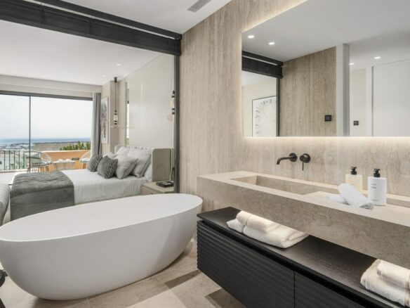 For Sale: Turnkey 4B Apt. in Les Belvederes, Nueva Andalucía – Marbella 🌴☀️