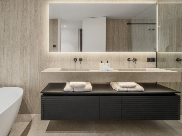 For Sale: Turnkey 4B Apt. in Les Belvederes, Nueva Andalucía – Marbella 🌴☀️