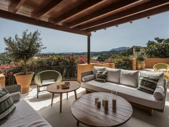 For Sale: Turnkey 4B Apt. in Les Belvederes, Nueva Andalucía – Marbella 🌴☀️