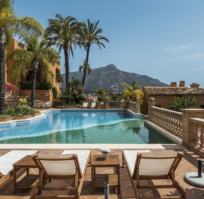 For Sale: Turnkey 4B Apt. in Les Belvederes, Nueva Andalucía – Marbella 🌴☀️