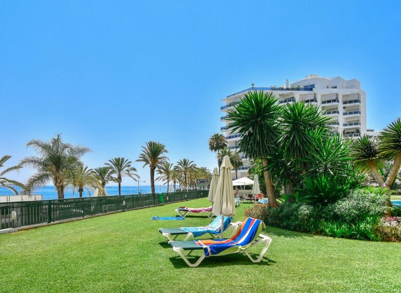 🇪🇸 Marbella Beachfront – 3-Bedroom Duplex Penthouse For Sale – Fantastic Sea views