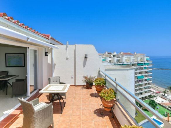 🇪🇸 Marbella Beachfront – 3-Bedroom Duplex Penthouse For Sale – Fantastic Sea views