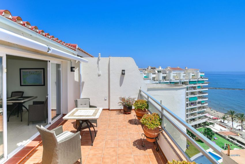 🇪🇸 Marbella Beachfront – 3-Bedroom Duplex Penthouse For Sale – Fantastic Sea views