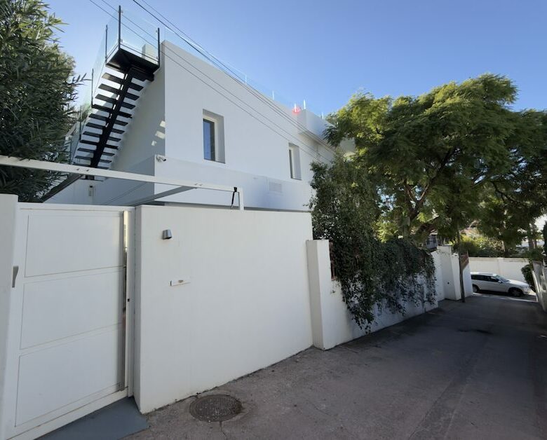 🇪🇸 Nueva Andalucía – Modern Luxury Villa For Sale 🌴🏡 Sea views