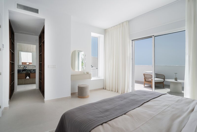 palmera-12 For Sale — Fully Renovated 3-Bedroom Corner Penthouse ✨ Nueva Andalucia-Marbella -Spain