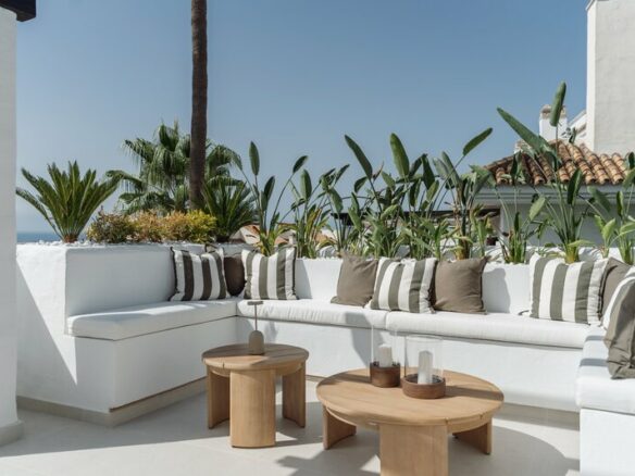 For Sale — Fully Renovated 3-Bedroom Corner Penthouse ✨ Nueva Andalucia-Marbella -Spain