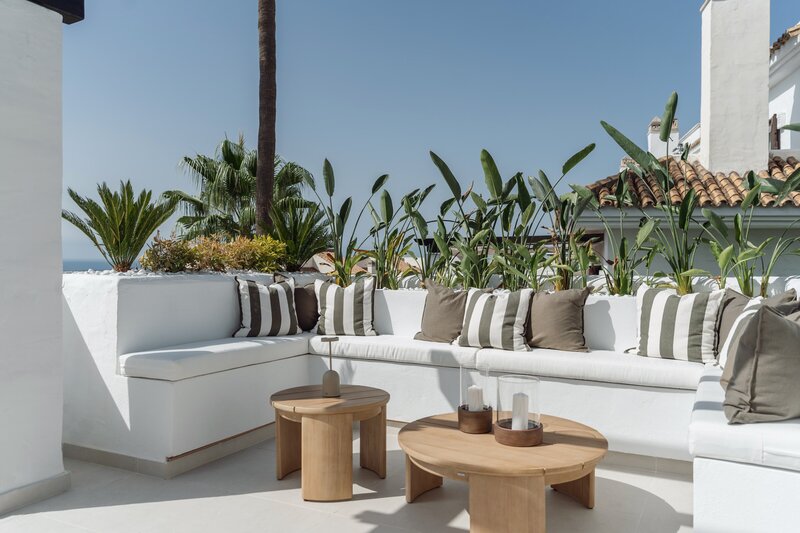 palmera-3 For Sale — Fully Renovated 3-Bedroom Corner Penthouse ✨ Nueva Andalucia-Marbella -Spain