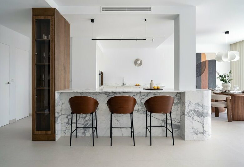 For Sale — Fully Renovated 3-Bedroom Corner Penthouse ✨ Nueva Andalucia-Marbella -Spain